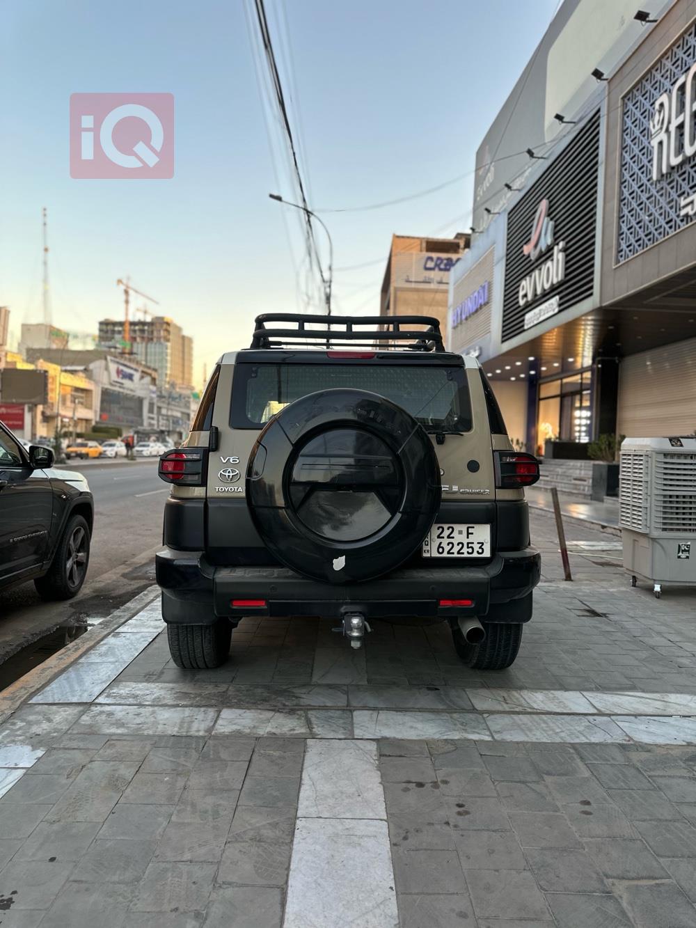 تويوتا إف جي كروزر